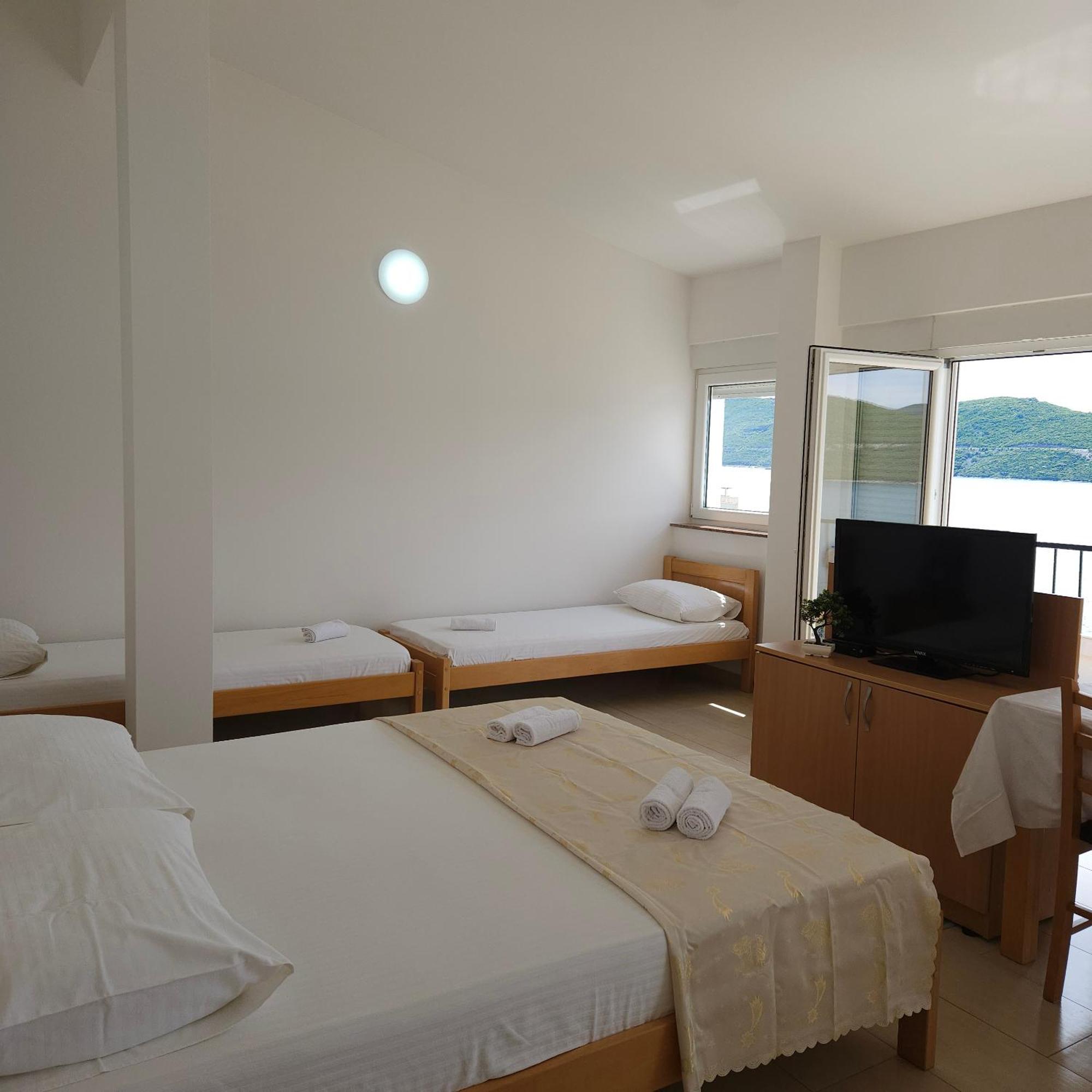 Apartments Cytrus Neum Buitenkant foto