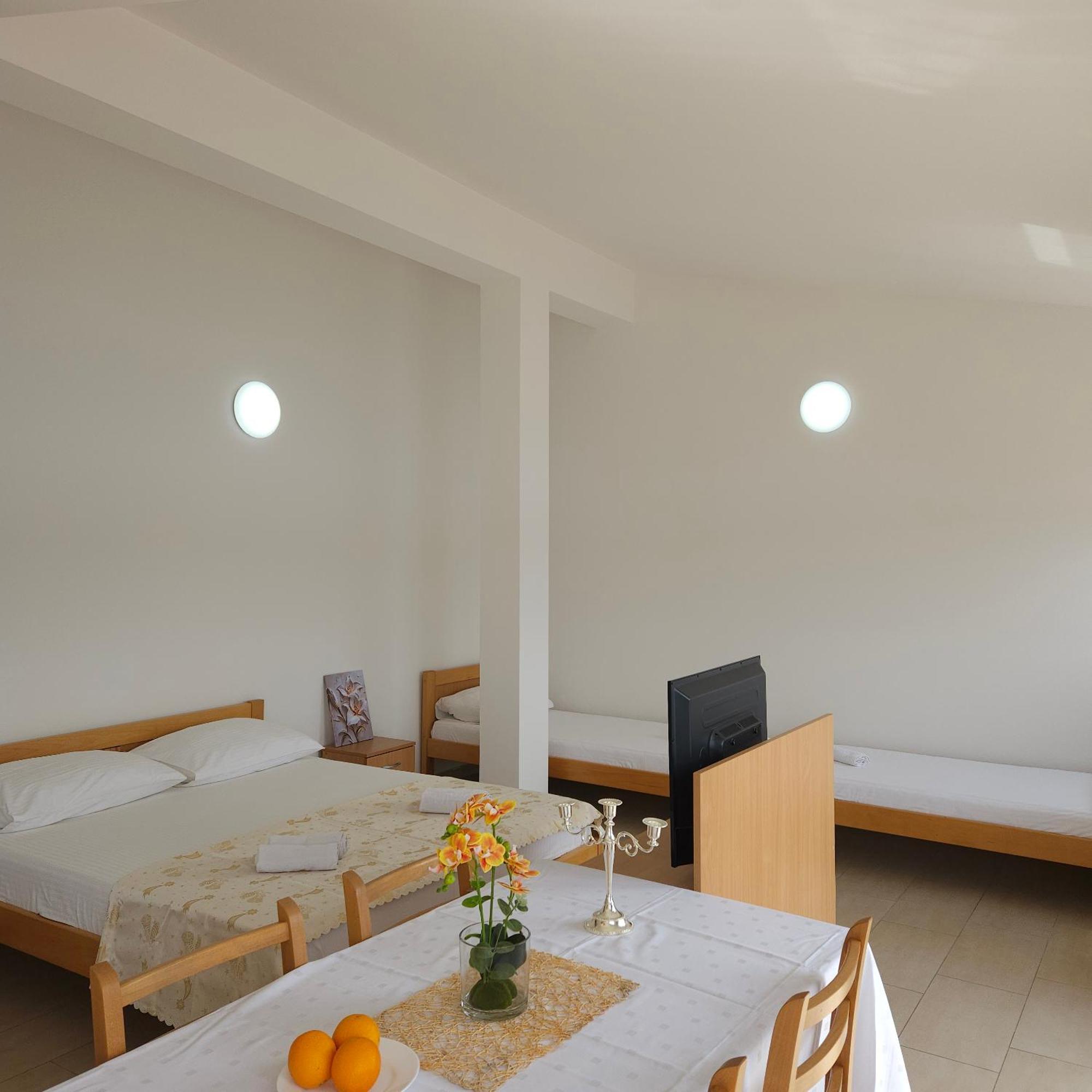Apartments Cytrus Neum Buitenkant foto