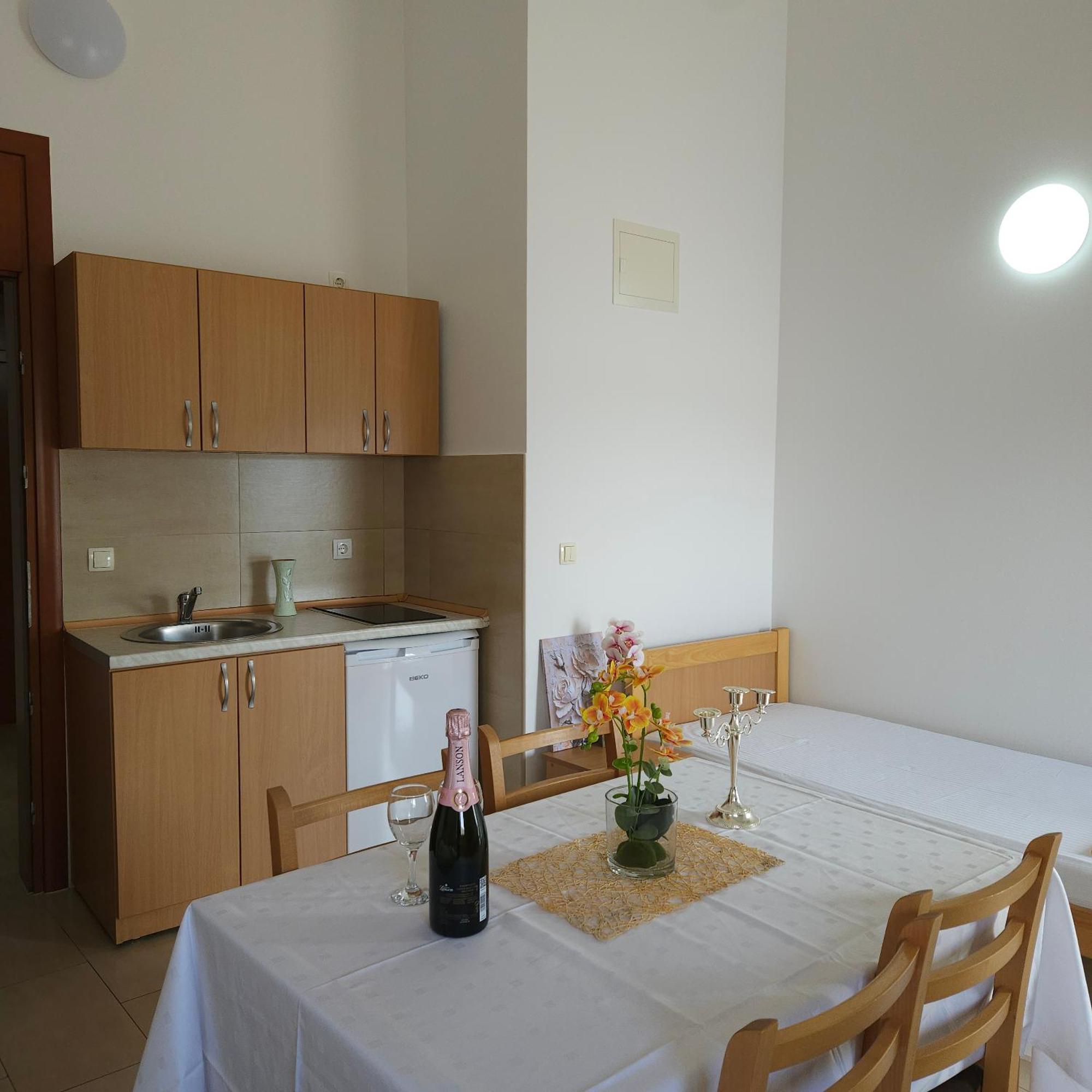 Apartments Cytrus Neum Buitenkant foto