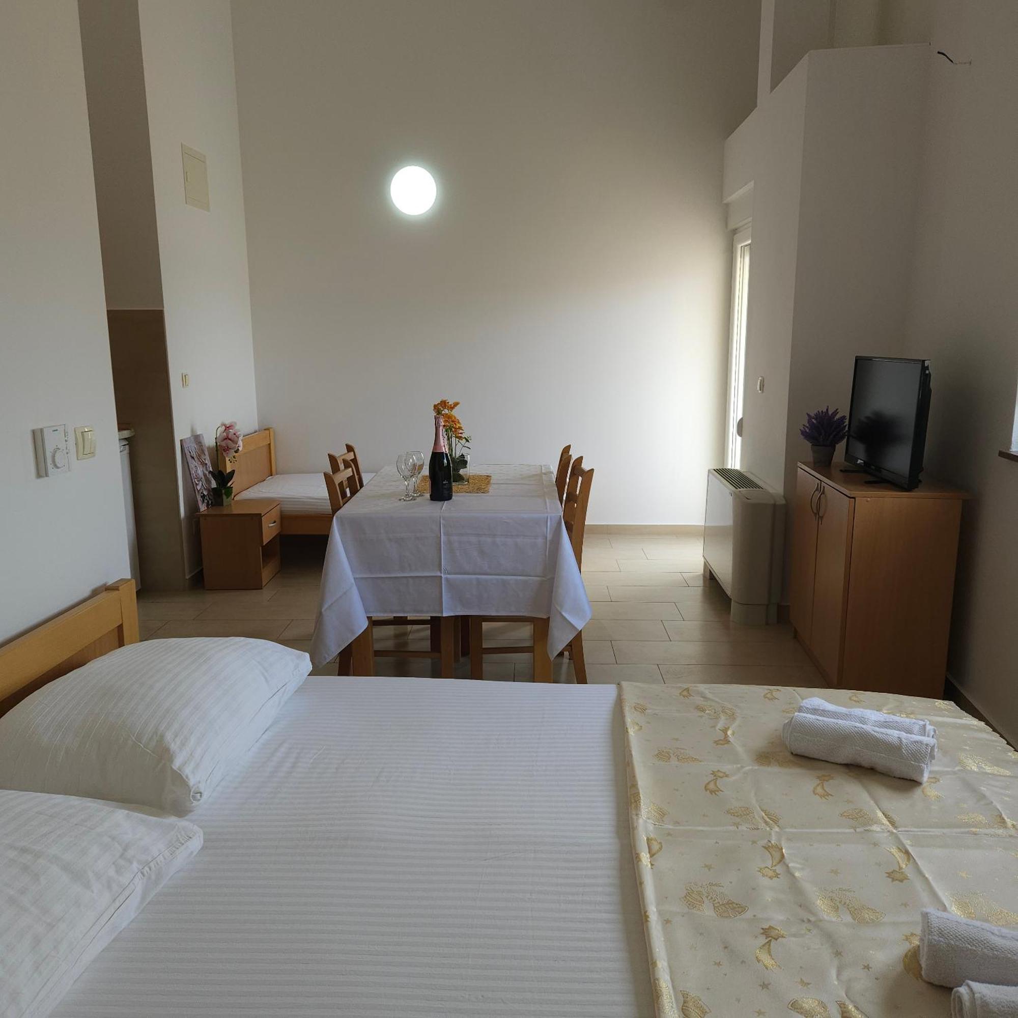 Apartments Cytrus Neum Buitenkant foto