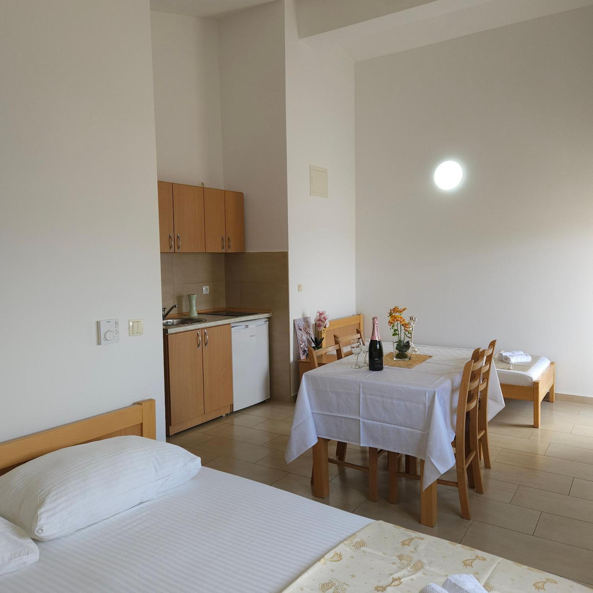 Apartments Cytrus Neum Buitenkant foto